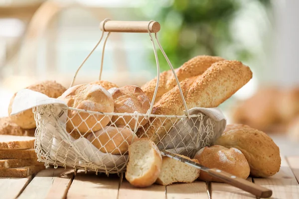 Basket with delicious bread — Stock Photo, Image