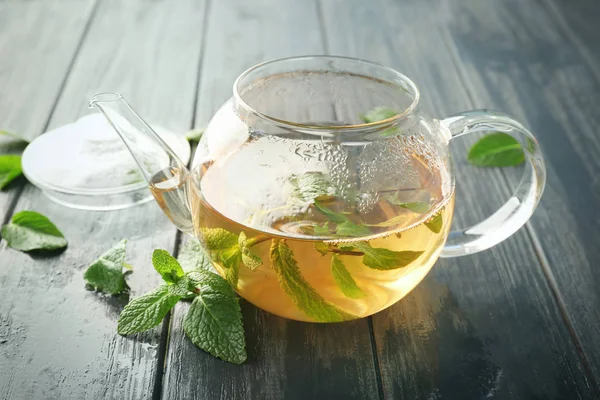 Lemon balm tea — Stock Photo, Image