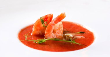 Tabak karides ile lezzetli çorba