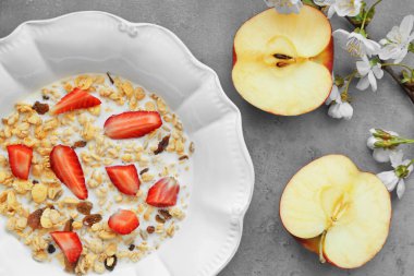 Müsli ile sağlıklı bir kahvaltı.