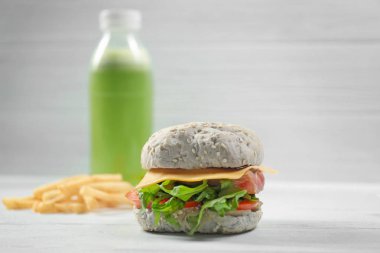 Balık o ile lezzetli sandviç