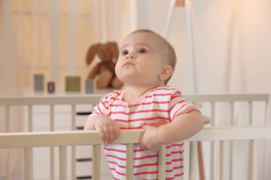 Sevimli küçük bebek