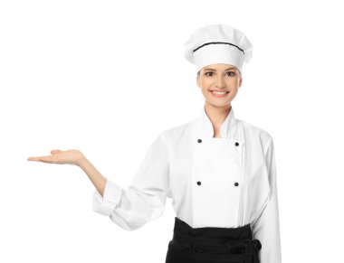 Beyaz arka planda genç bayan şef