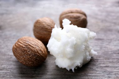 Shea yağı ve fındık masada