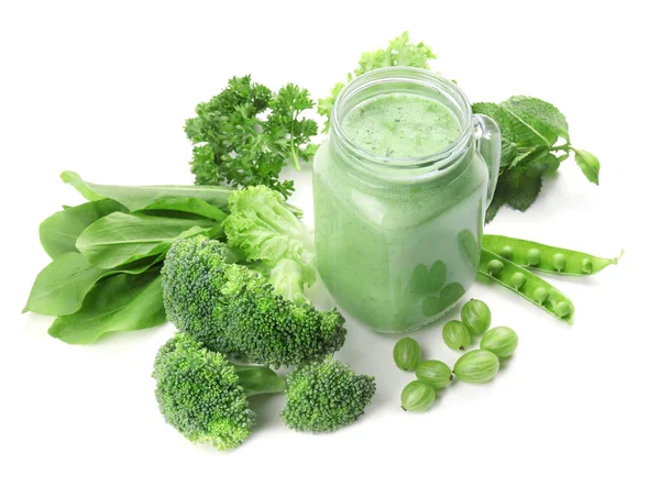 Green smoothie and fresh vegetables — Stock Photo, Image