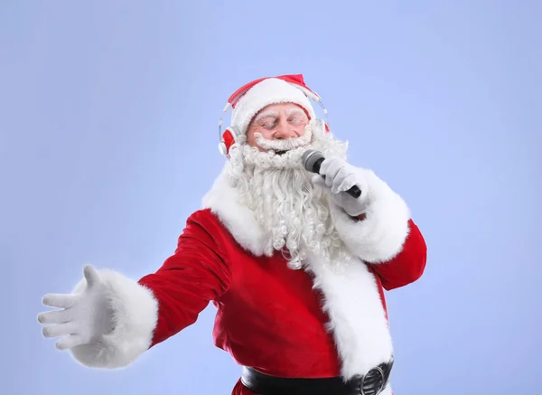 Santa claus zingen kerstliederen — Stockfoto