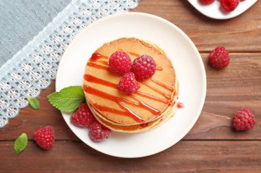 Lezzetli gözleme ile plaka  