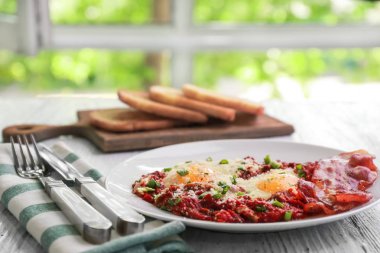 Araf'ta yumurta ile plaka 