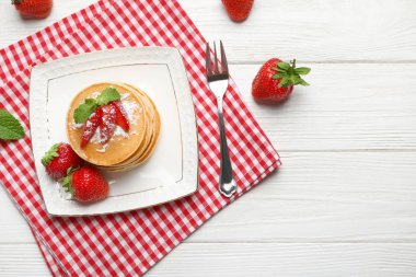 Lezzetli gözleme ile plaka 