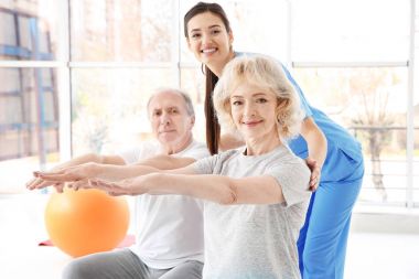 Yaşlı hastalarda modern klinik çalışma fizyoterapist