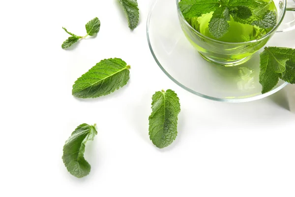 Cup of herbal tea with mint leaves — Stock Photo, Image