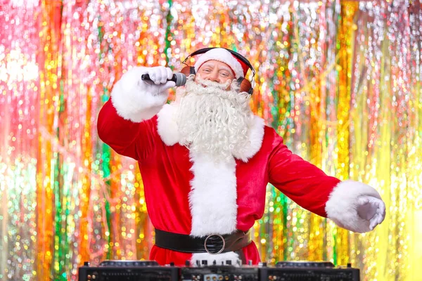 DJ Santa Claus w klubie — Zdjęcie stockowe