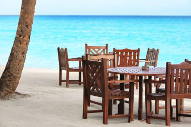 Café'de tropikal resort