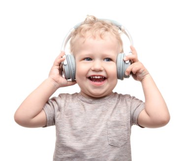 Şirin küçük çocuk. 