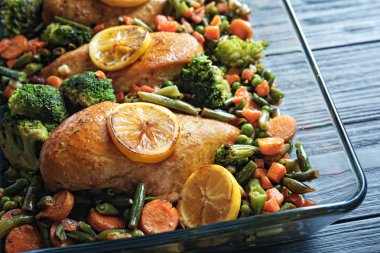 Lezzetli tavuk göğsü  