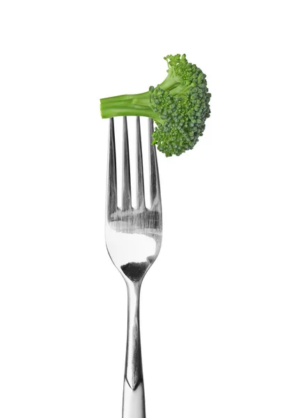 Broccoli freschi su bianco — Foto Stock