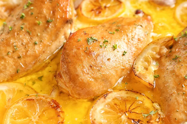 Lezzetli tavuk göğsü  