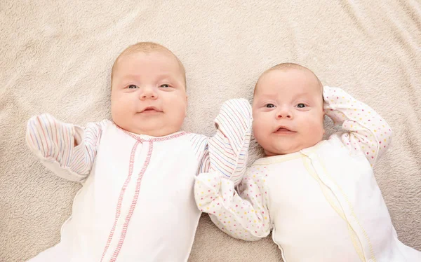 Lindos bebés. —  Fotos de Stock