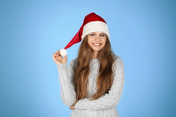 Ung dam i jul hatt — Stockfoto