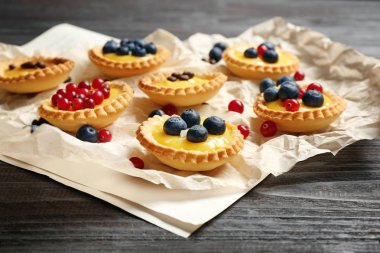 Çilek ile lezzetli çıtır tart  