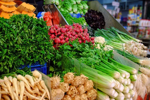 Различные свежие овощи — стоковое фото
