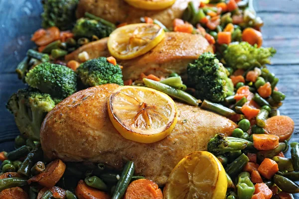 Lezzetli tavuk göğsü  