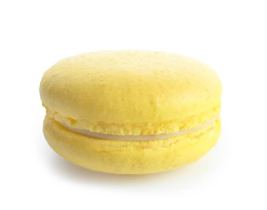 Beyaz zemin üzerine limon macaron