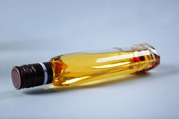 Пляшка кулінарної олії — стокове фото