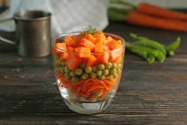 Deliciosa ensalada de zanahoria — Foto de Stock