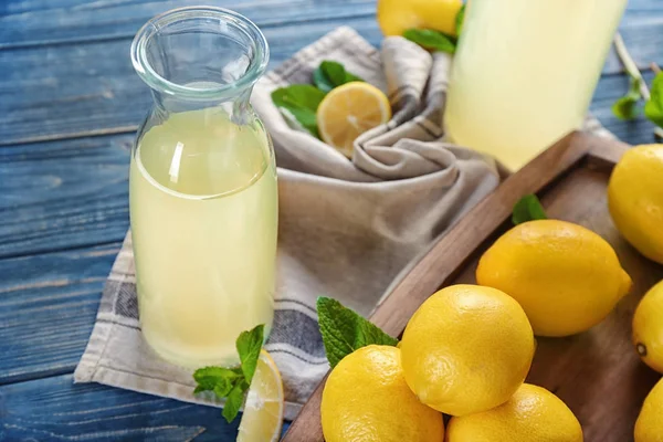 limon suyu ve taze limon