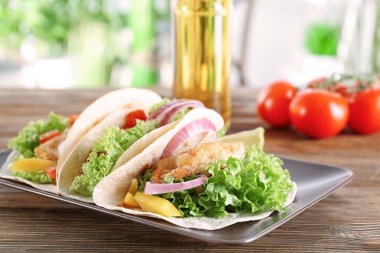 Lezzetli balık tacos