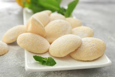 Ev yapımı limonlu kurabiye