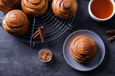 Tatlı tarçınlı rulo 