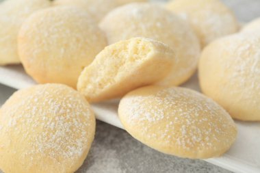 Ev yapımı limonlu kurabiye