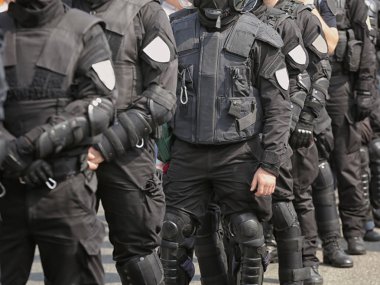 Ulusal Polis açık havada duran