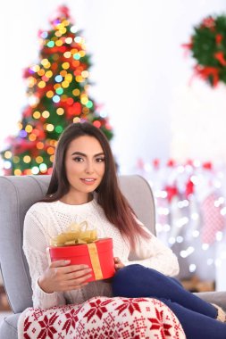 hediye kutusu evde bayanla