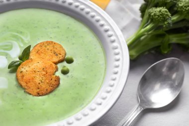 Kase lezzetli brokoli çorbası 