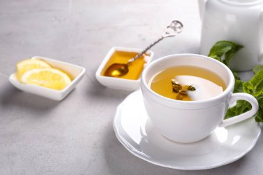 çay ile kompozisyon 