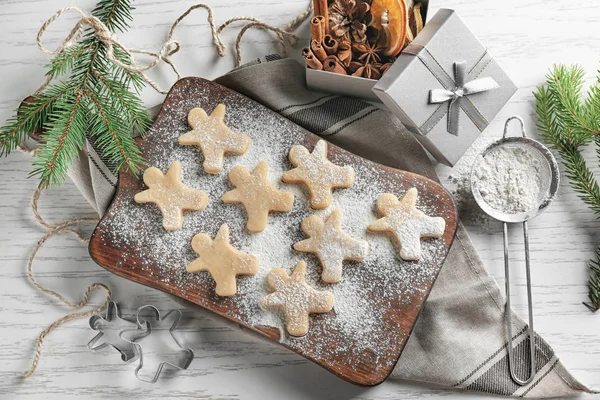 Composición navideña con galletas crudas — Foto de Stock