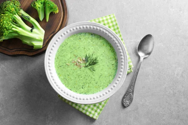 Delicious broccoli soup — Stock Photo, Image