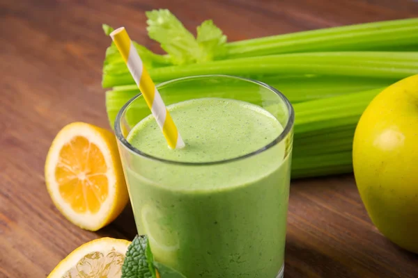 Zielony sok zdrowy — Zdjęcie stockowe