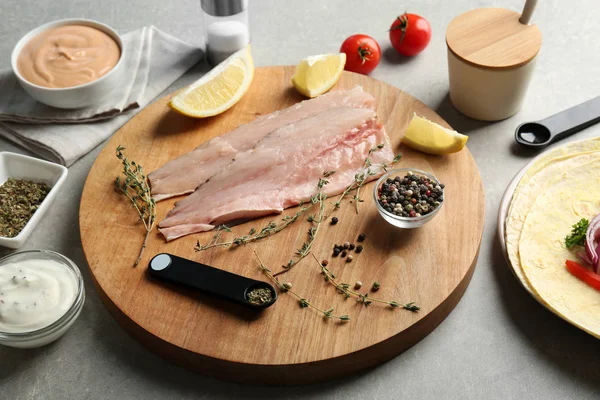 Ingredients for fish taco — Stock Photo, Image
