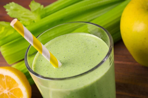 Jugo sano verde — Foto de Stock