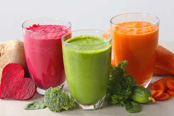 Taze sebze meyve suları gözlük 