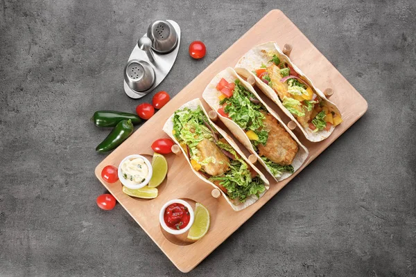 Deliciosos tacos de pescado — Foto de Stock