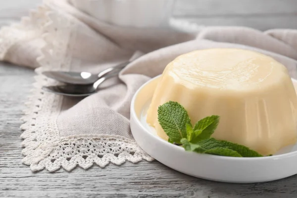 lezzetli vanilyalı puding