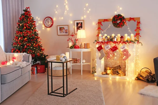 Quarto decorado para o Natal — Fotografia de Stock