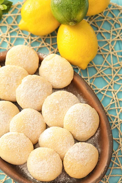 Ev yapımı limonlu kurabiye