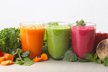 Taze sebze meyve suları gözlük 