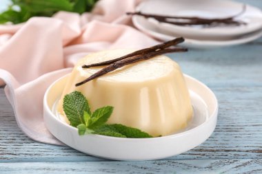 lezzetli vanilyalı puding